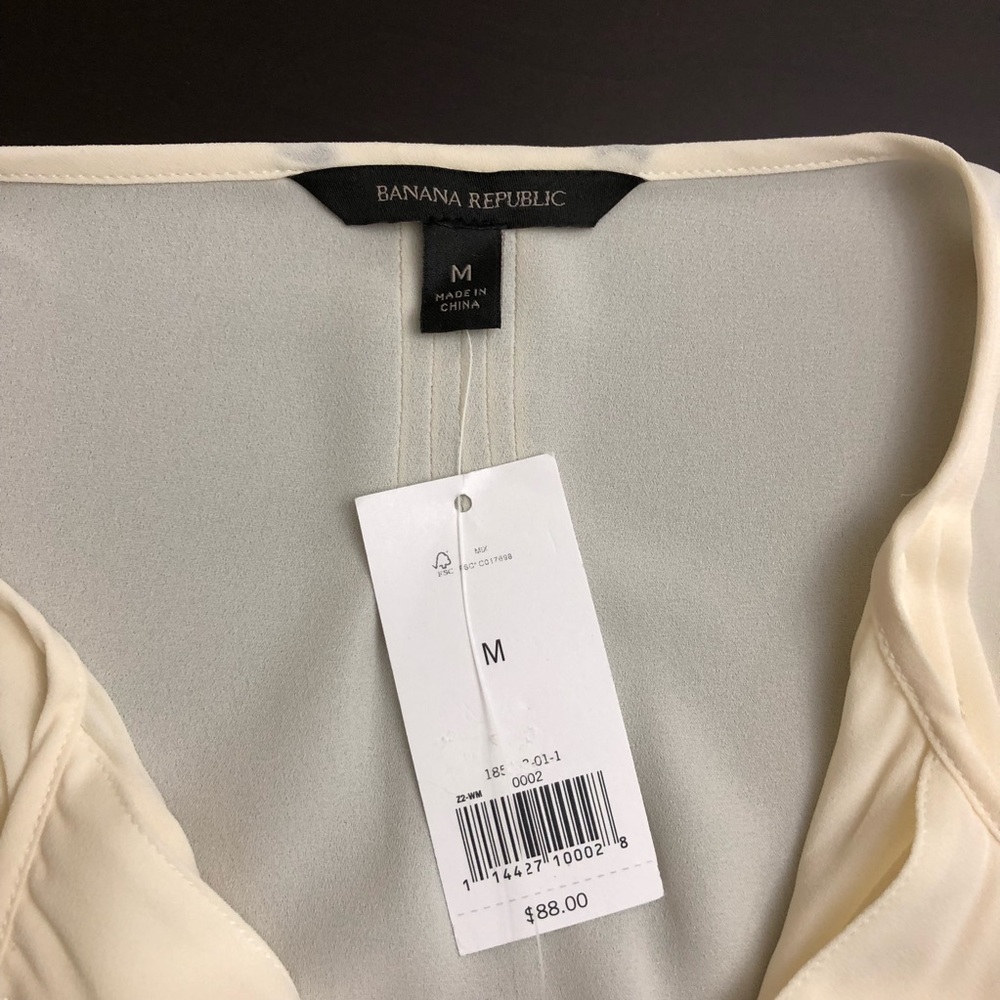 Banana Republic blouse size M - Picture 4 of 4